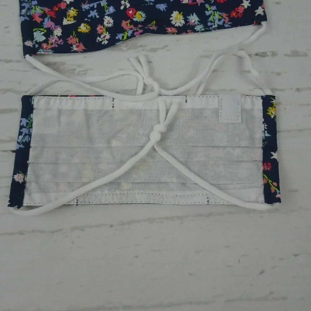 💰3/$25 Vera Bradley 2-Pack Pleated Cloth Face Masks Scattered Wildflowers